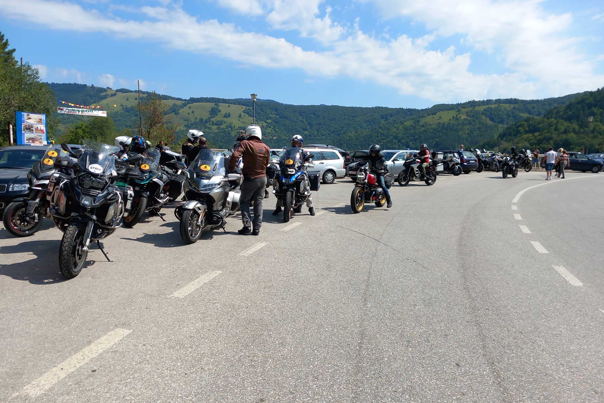 Romania in Moto curve e natura